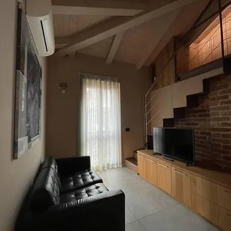 Loft Cuntra Maestra Apartamento Asti