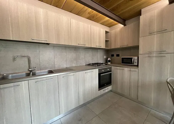 Loft Cuntra Maestra *